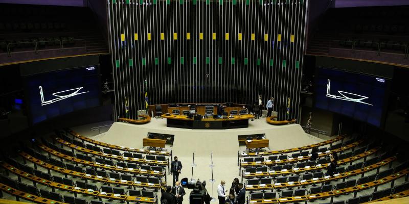 Lira promete discussão da reforma administrativa na próxima semana