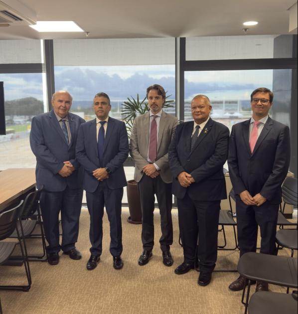 Fenafisco leva ao STF propostas de recomposição do teto constitucional e retribuição compensatória